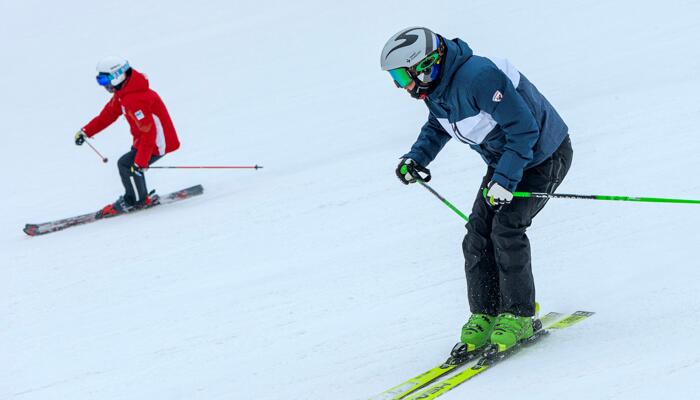 自由式滑雪空中技巧项目运动员无雪季节做啥训练 自由式滑雪空中技巧项目无雪季训练方式KK体育(图2)